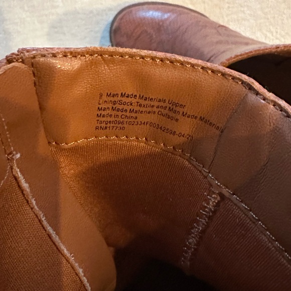 Universal Thread Brown Snakeskin Chunky Heeled Boots - Picture 3 of 5